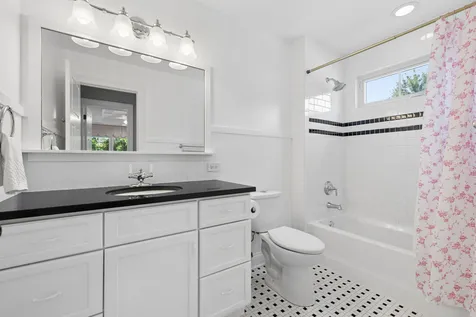 488 South Columbia Street Naperville IL 60540
