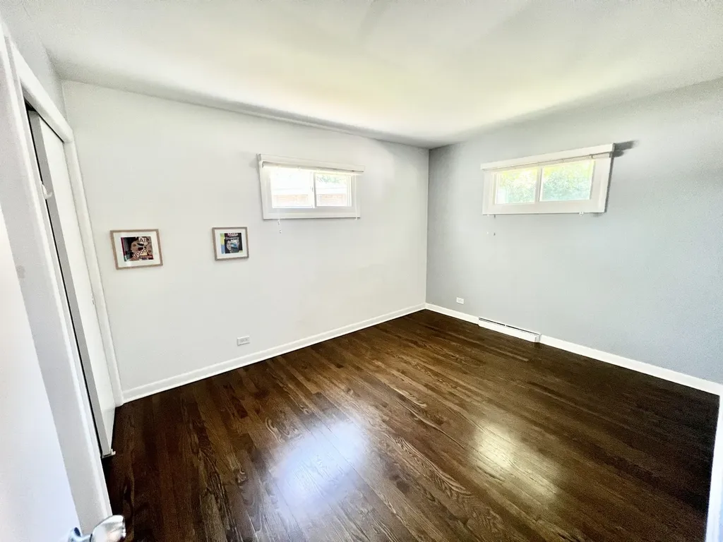 128 East Normandy Drive Addison IL 60101