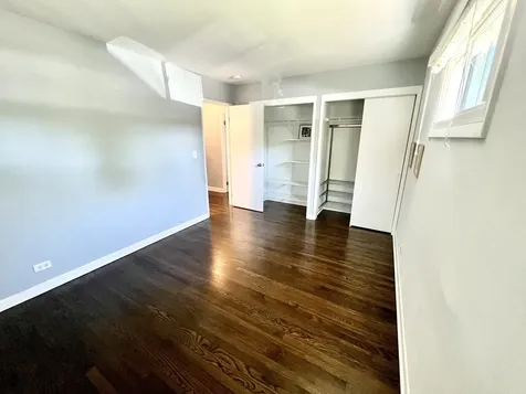 128 East Normandy Drive Addison IL 60101