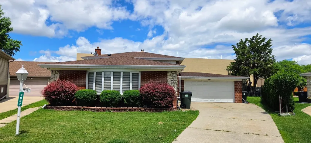 9037 North Joey Drive Niles IL 60714