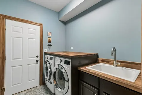 26073 West Laurel Court Wauconda IL 60084