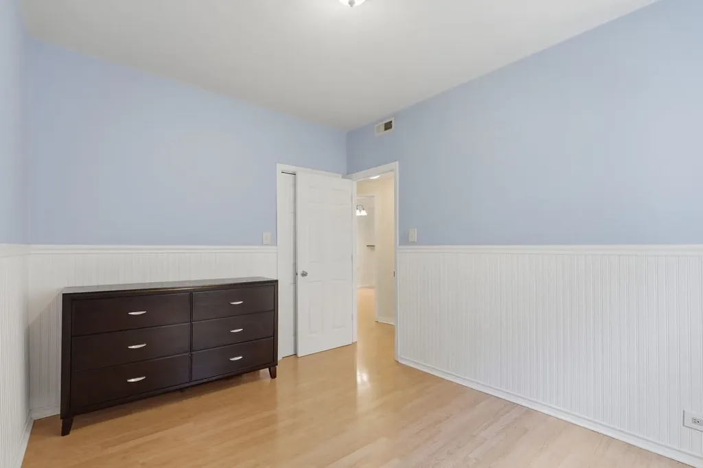 1624 West Farwell Avenue Chicago IL 60626