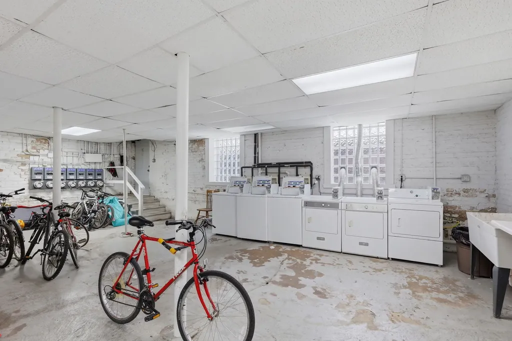1624 West Farwell Avenue Chicago IL 60626