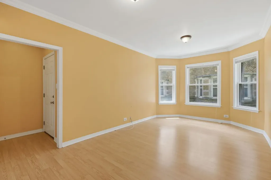 1624 West Farwell Avenue Chicago IL 60626