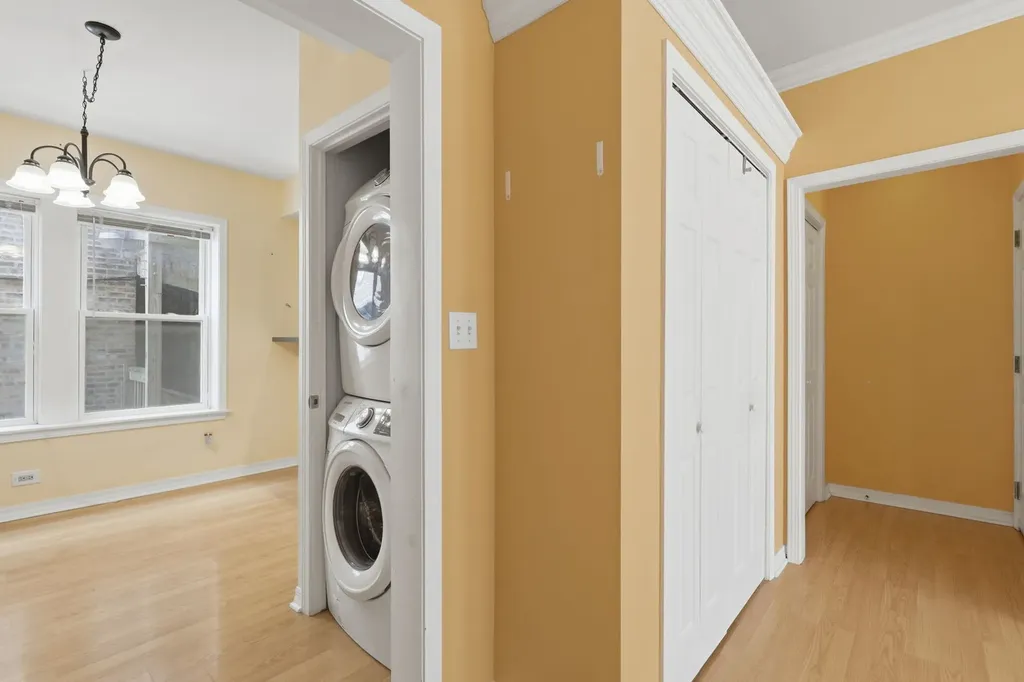 1624 West Farwell Avenue Chicago IL 60626