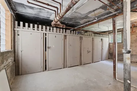 1624 West Farwell Avenue Chicago IL 60626