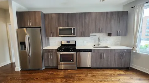 4428 North Sheridan Road Chicago IL 60640
