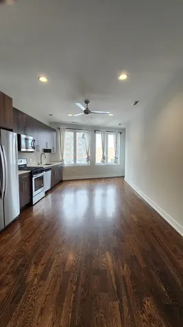 4428 North Sheridan Road Chicago IL 60640
