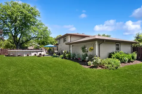 1212 Rose Court Bartlett IL 60103