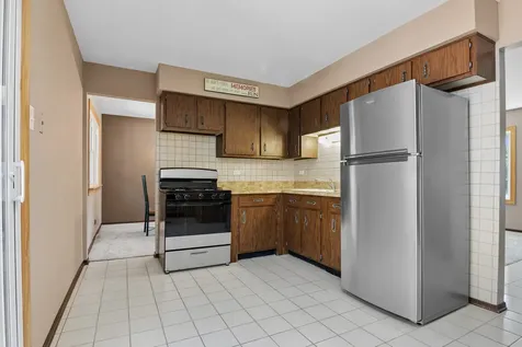 1212 Rose Court Bartlett IL 60103