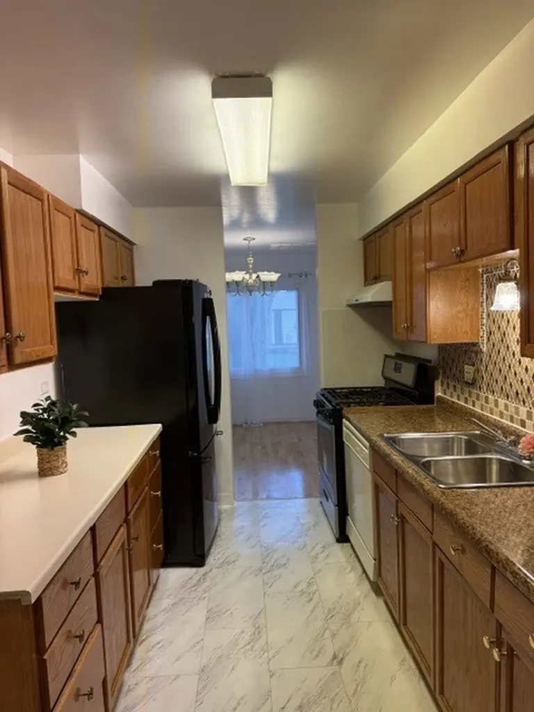 3008 Roberts Drive Woodridge IL 60517