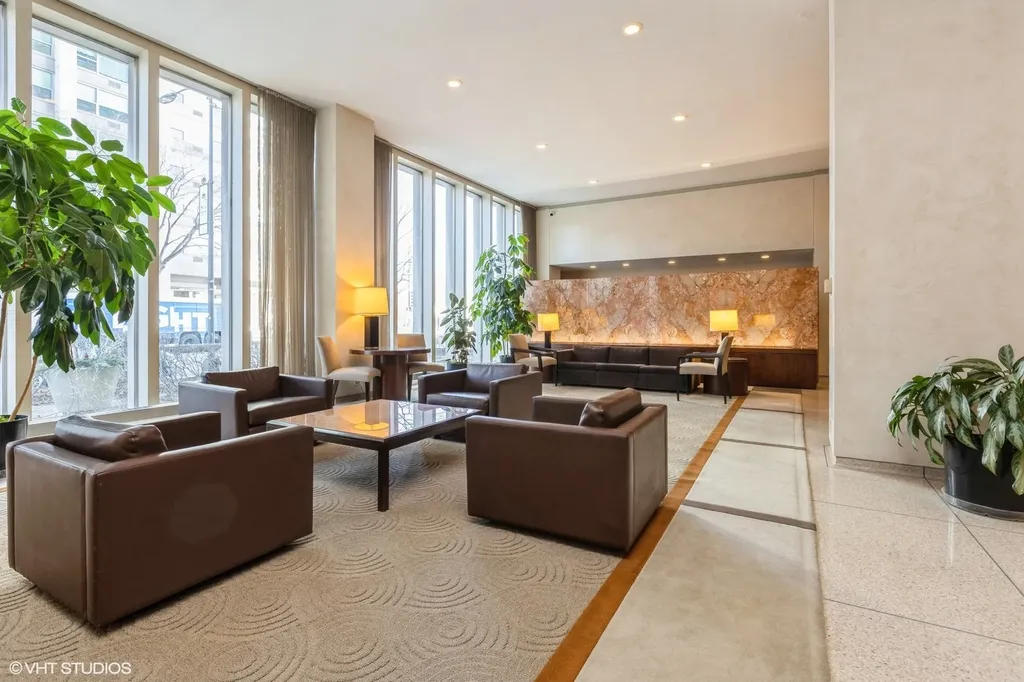 3550 North Lake Shore Drive Chicago IL 60657