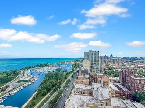 3550 North Lake Shore Drive Chicago IL 60657