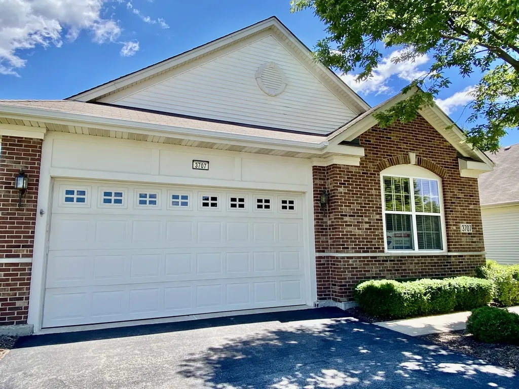 3707 Idlewild Lane Naperville IL 60564