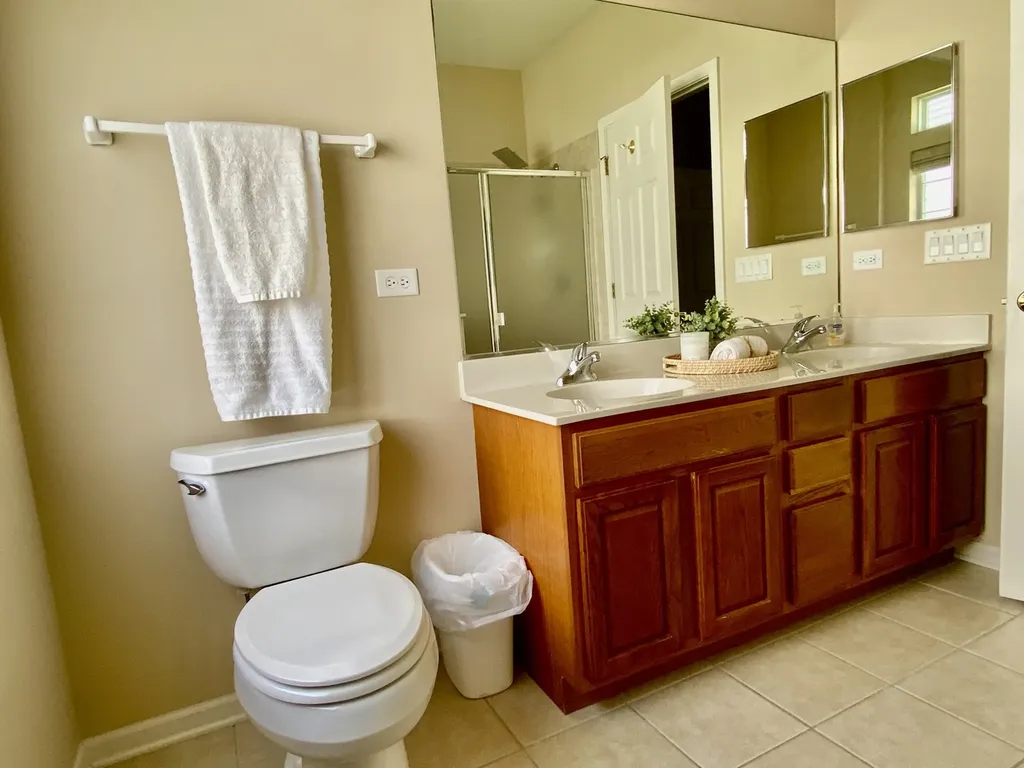 3707 Idlewild Lane Naperville IL 60564