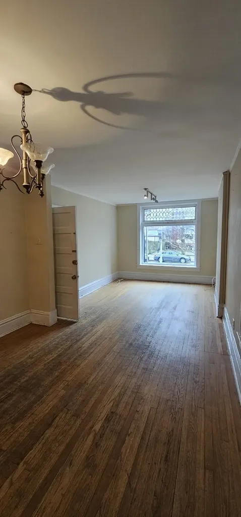 3639 North Greenview Avenue Chicago IL 60613