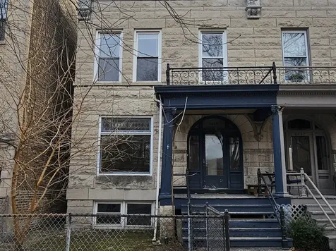 3639 North Greenview Avenue Chicago IL 60613