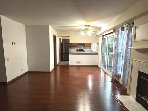 1404 West Sapphire Drive Hoffman Estates IL 60192