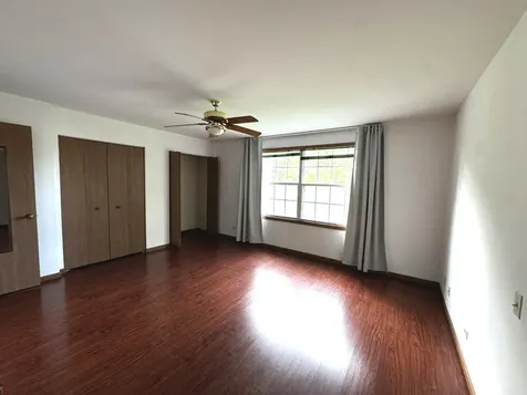 1404 West Sapphire Drive Hoffman Estates IL 60192