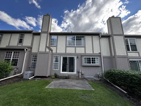 1404 West Sapphire Drive Hoffman Estates IL 60192