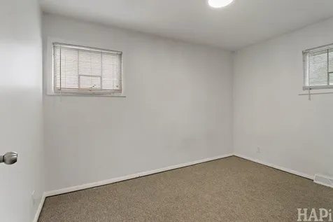 916 Chestnut Street Waukegan IL 60085