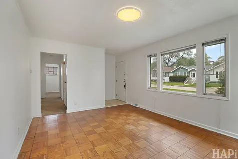 916 Chestnut Street Waukegan IL 60085