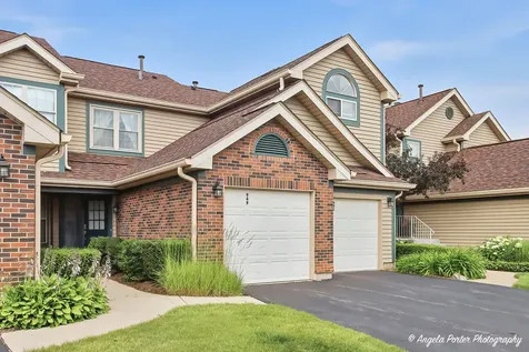 949 Ridgefield Lane Wheeling IL 60090