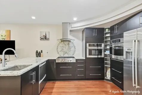 949 Ridgefield Lane Wheeling IL 60090