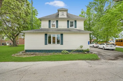 5172 East Center Street Bourbonnais IL 60914
