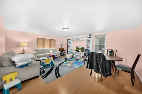 5172 East Center Street Bourbonnais IL 60914