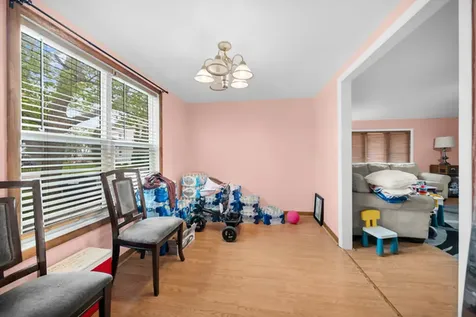 5172 East Center Street Bourbonnais IL 60914