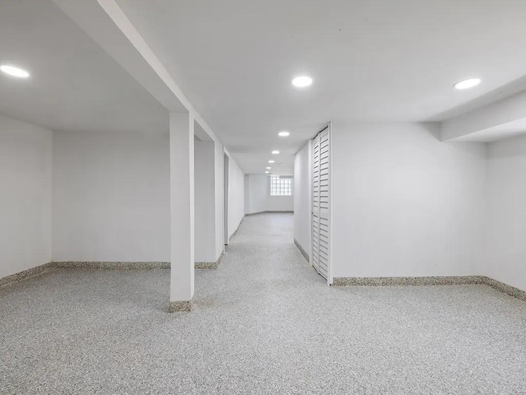 6350 South Wood Street Chicago IL 60636