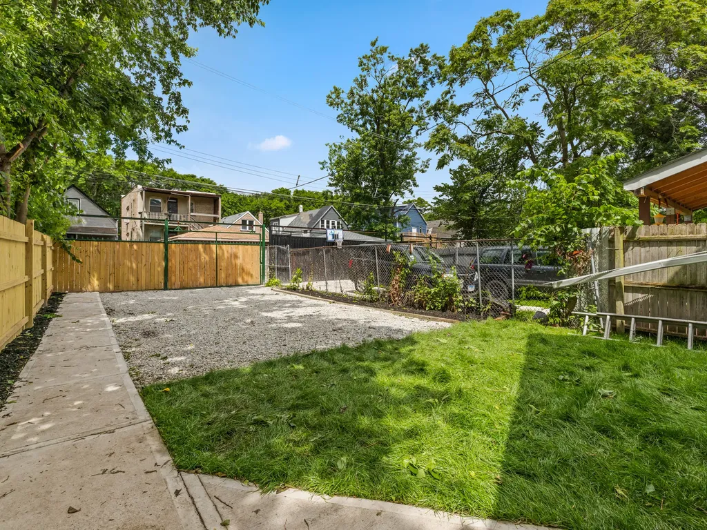 6350 South Wood Street Chicago IL 60636