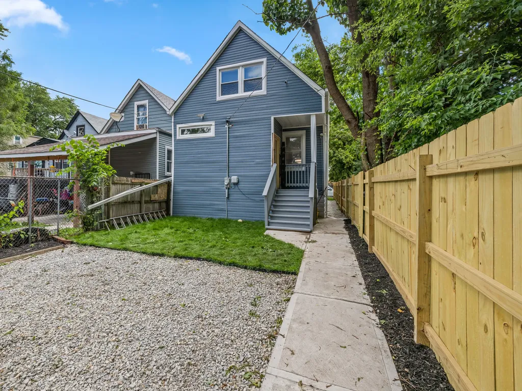 6350 South Wood Street Chicago IL 60636