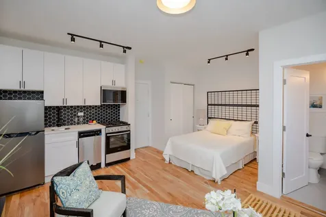 4236 North Kenmore Avenue Chicago IL 60613