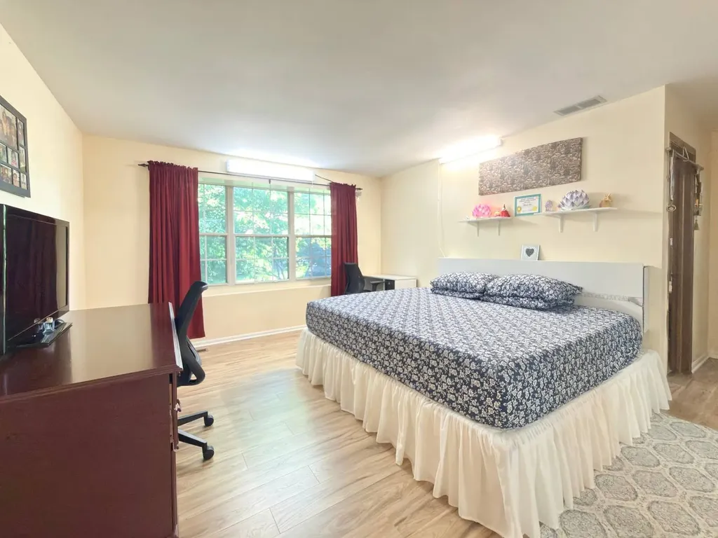 1464 Farington Lane Aurora IL 60504