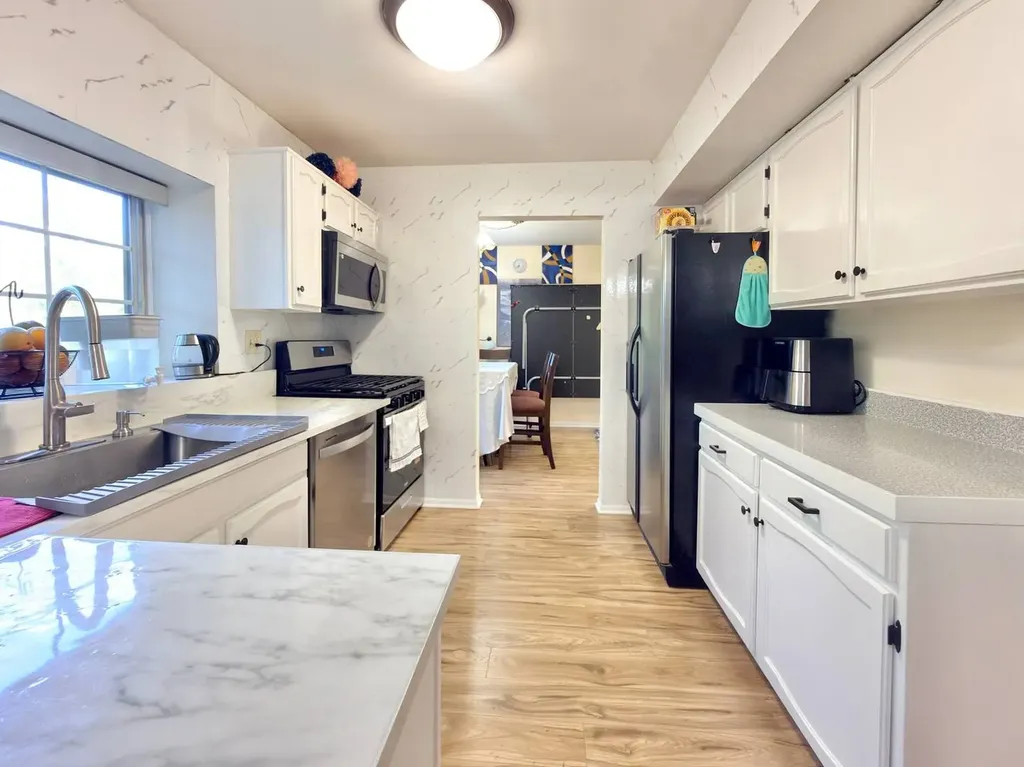 1464 Farington Lane Aurora IL 60504