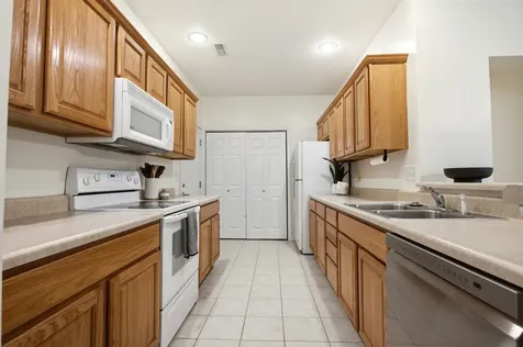 3846 Thornhill Circle Champaign IL 61822