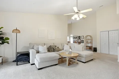 3846 Thornhill Circle Champaign IL 61822