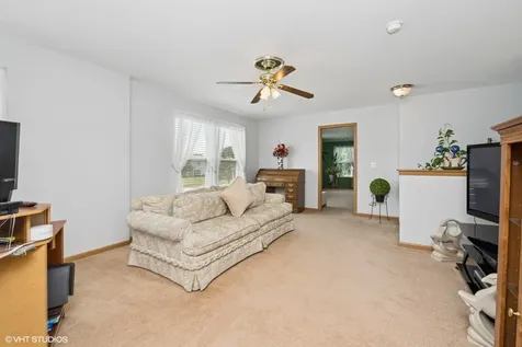 2930 Plumrose Lane Mchenry IL 60050