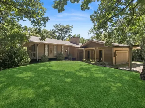 25521 West Blakely Parkway Wauconda IL 60084