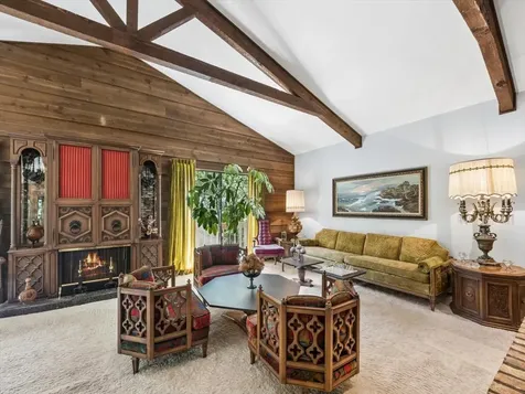 25521 West Blakely Parkway Wauconda IL 60084