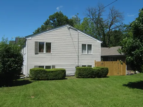 1007 Prairie Lawn Road Glenview IL 60025