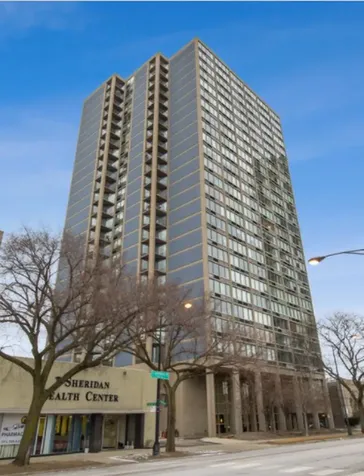5320 North Sheridan Road Chicago IL 60640