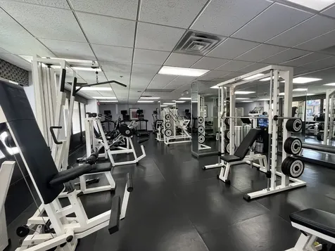 5320 North Sheridan Road Chicago IL 60640