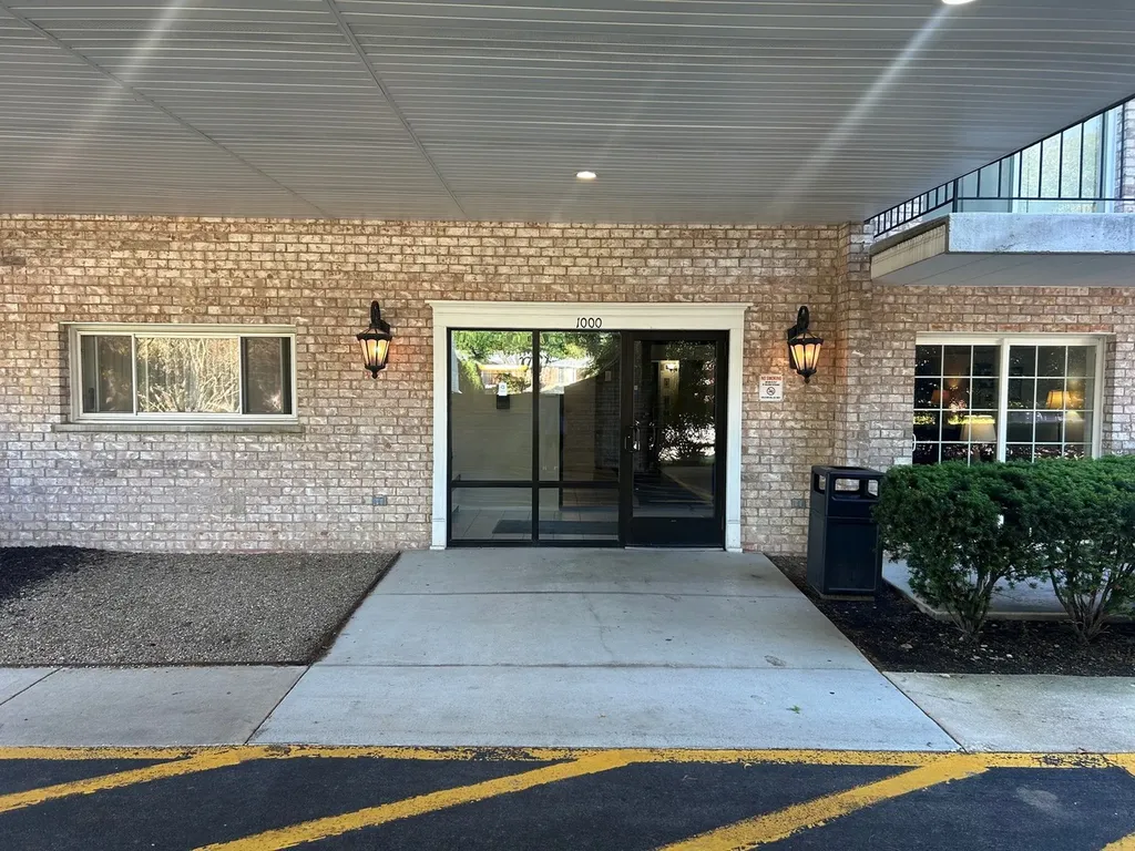 1000 South Lorraine Road Wheaton IL 60189