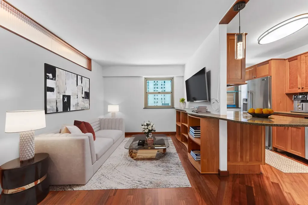 535 North Michigan Avenue Chicago IL 60611