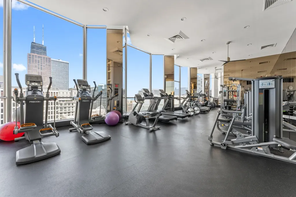535 North Michigan Avenue Chicago IL 60611