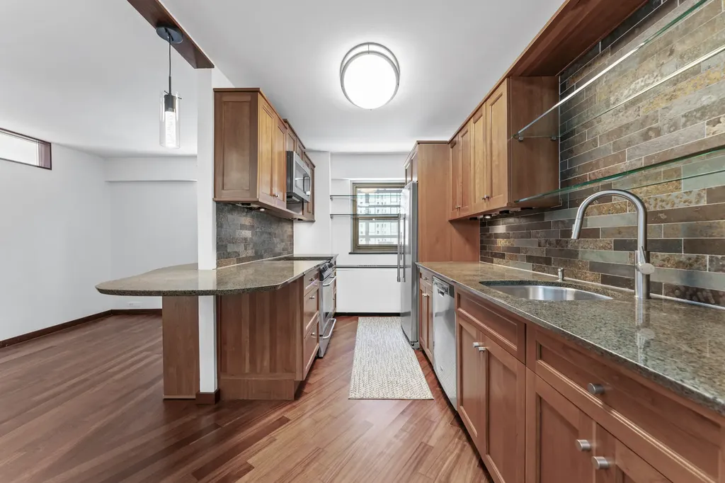 535 North Michigan Avenue Chicago IL 60611