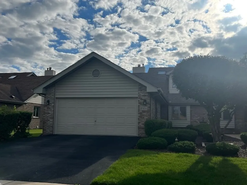 18308 65TH Avenue Tinley Park IL 60477